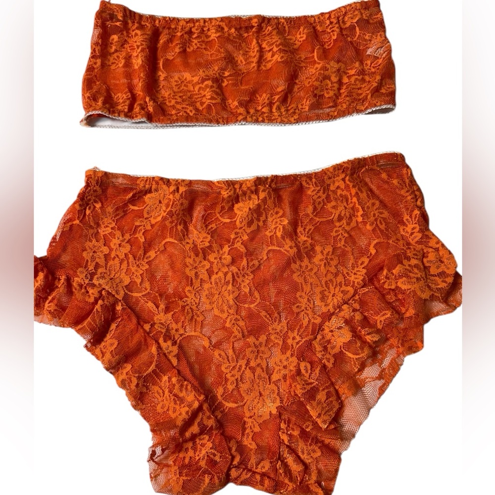 Lace Bandeau and High-Waisted Panties set